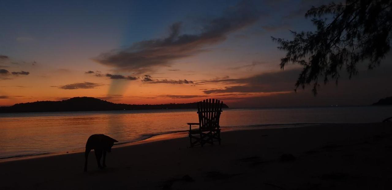 Crusoe Koh Takiev Island Hotel Koh Ta Kiev Exterior photo