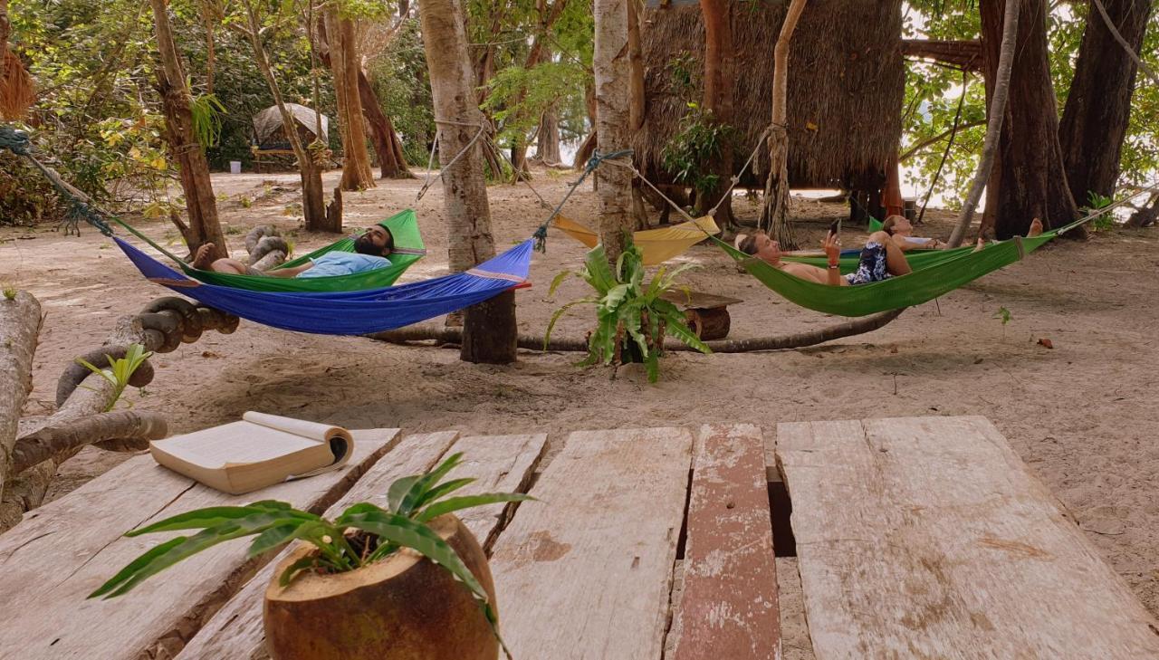 Crusoe Koh Takiev Island Hotel Koh Ta Kiev Exterior photo